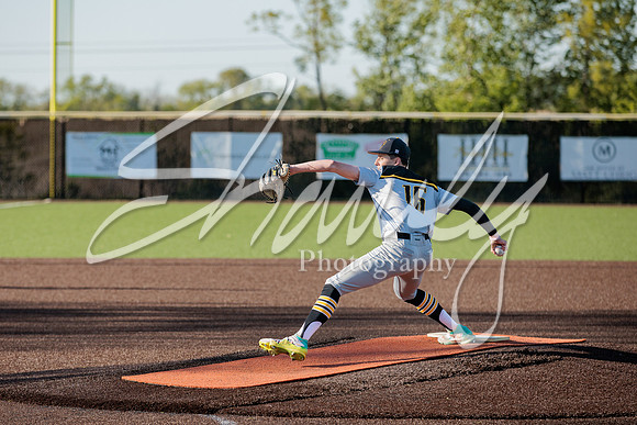 2023.05.01 FHS Baseball @ S. Boone02232