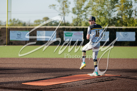 2023.05.01 FHS Baseball @ S. Boone02223