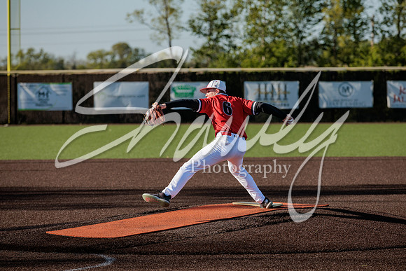 2023.05.01 FHS Baseball @ S. Boone02045
