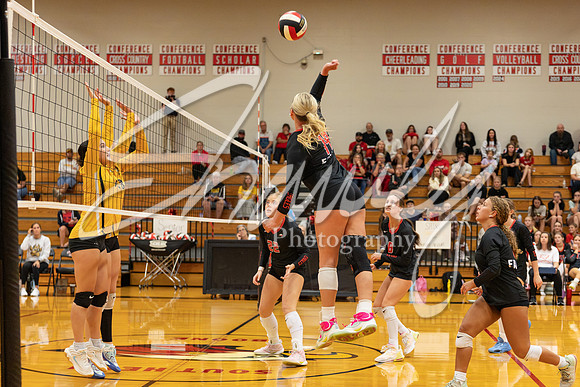 2026.10.12 S. Boone Volleyball Vs. Versailles-171