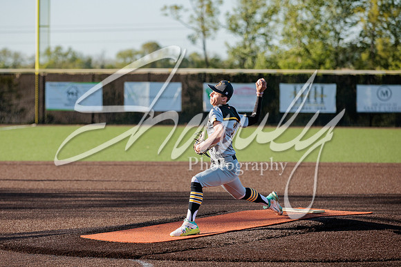 2023.05.01 FHS Baseball @ S. Boone02234