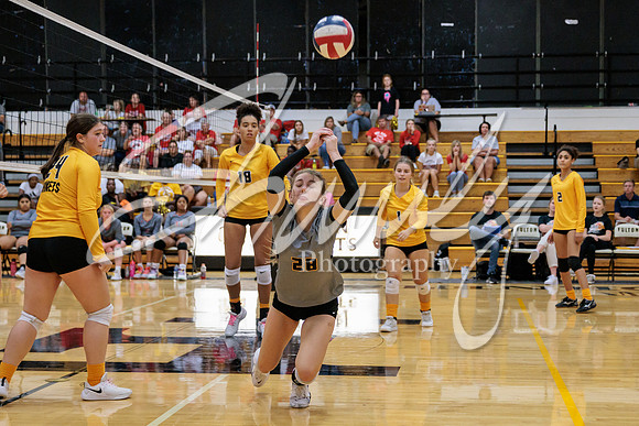 2022.09.19 FHS Volleyball Vs. Mexico3265