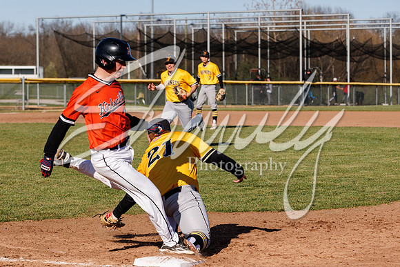 2022.04.14 FHS Baseball Vs. Kirksville0395