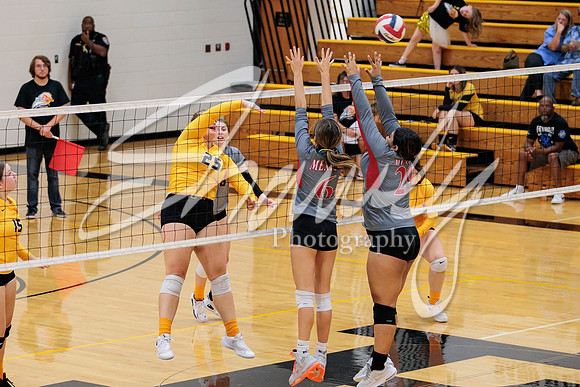 2022.09.19 FHS Volleyball Vs. Mexico1042
