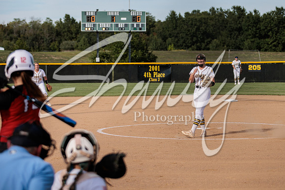 2022.09.01 FHS Softball Vs. Marshall1750
