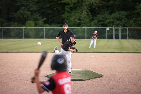 2022.05.16 Pirates Vs. Show4171