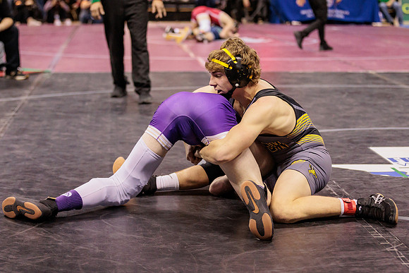2022.02.18 MSHSAA State Wrestling Semifinals0497