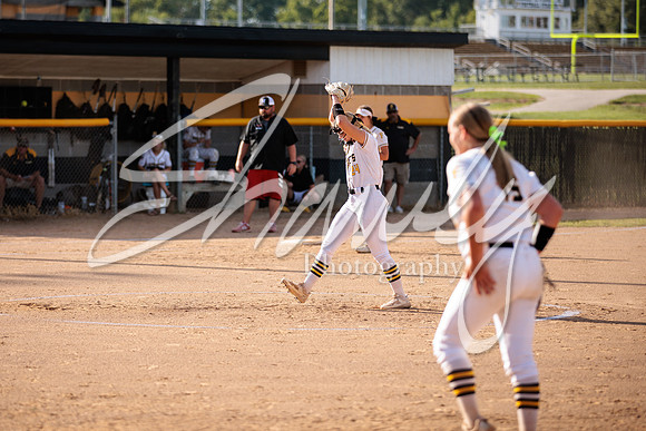 2022.09.01 FHS Softball Vs. Marshall1873