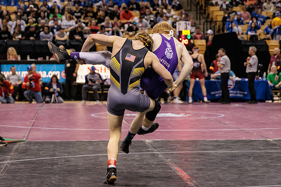 2022.02.18 MSHSAA State Wrestling Semifinals0741