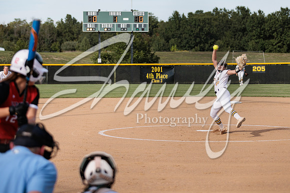 2022.09.01 FHS Softball Vs. Marshall1738
