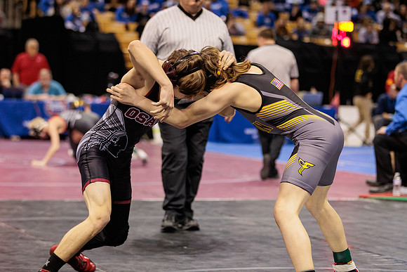 2022.02.18 MSHSAA State Wrestling Semifinals0035