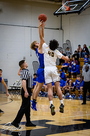 2021.03.020 FHS Basketball Vs. Boonville01181