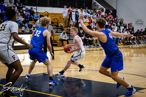 2021.03.020 FHS Basketball Vs. Boonville01385