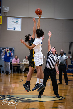 2021.03.04 FHS Basketball Vs. Father Tolton00003