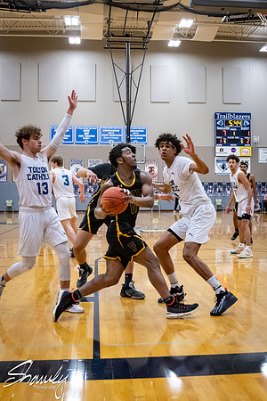 2021.03.04 FHS Basketball Vs. Father Tolton01355
