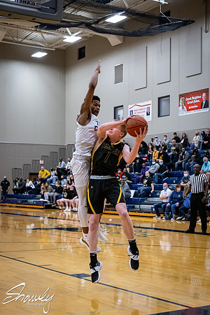 2021.03.04 FHS Basketball Vs. Father Tolton01434