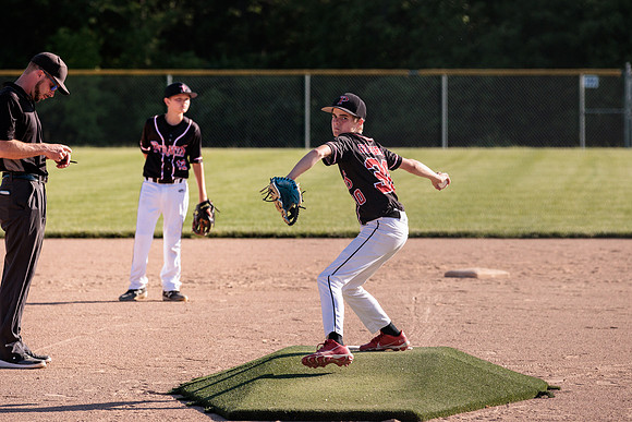 2022.05.16 Pirates Vs. Show2077