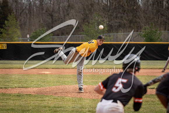 2021.03.27 FHS Baseball Vs. Kirksville00138