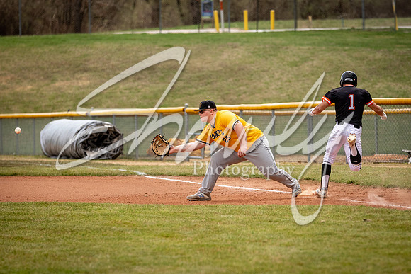 2021.03.27 FHS Baseball Vs. Kirksville00208