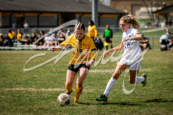 2021.03.27 FHS Varsity Girls Soccer Vs. St. Francis Borgia00889