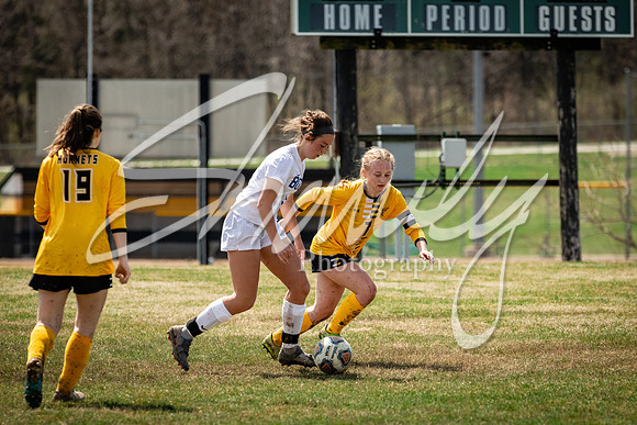2021.03.27 FHS Varsity Girls Soccer Vs. St. Francis Borgia01313