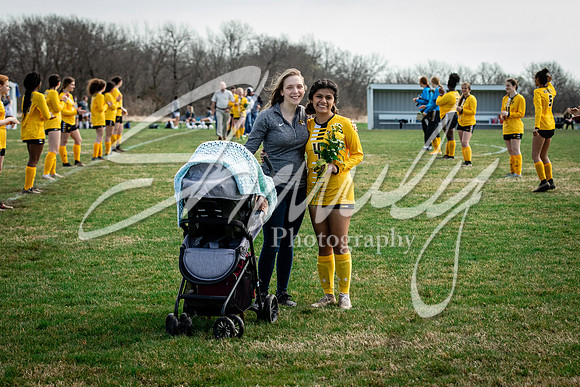 2021.03.27 FHS Varsity Girls Soccer Vs. St. Francis Borgia00324