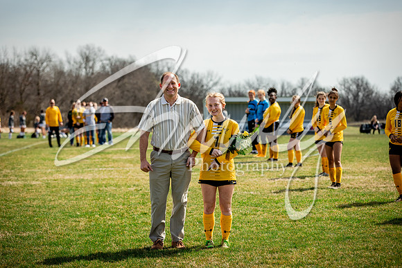 2021.03.27 FHS Varsity Girls Soccer Vs. St. Francis Borgia00340