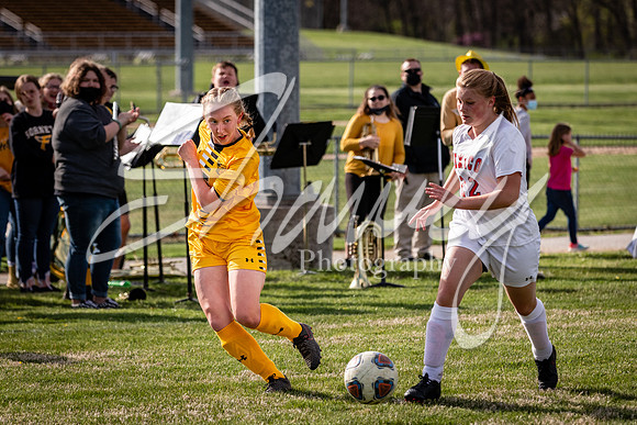 2021.04.15 Varsity Girls Vs. Mexicol01247