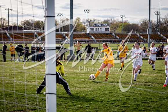 2021.04.15 Varsity Girls Vs. Mexicol02079