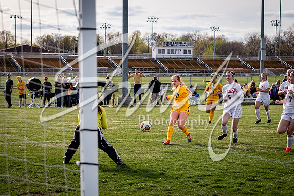 2021.04.15 Varsity Girls Vs. Mexicol02080