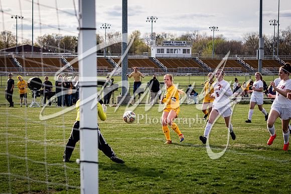 2021.04.15 Varsity Girls Vs. Mexicol02081