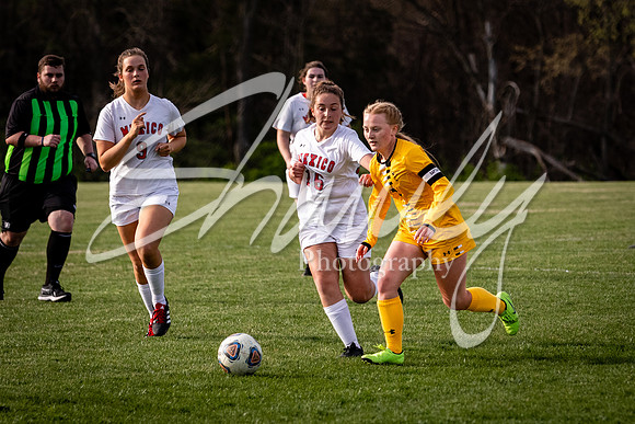 2021.04.15 Varsity Girls Vs. Mexicol02316