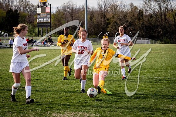 2021.04.15 Varsity Girls Vs. Mexicol02350
