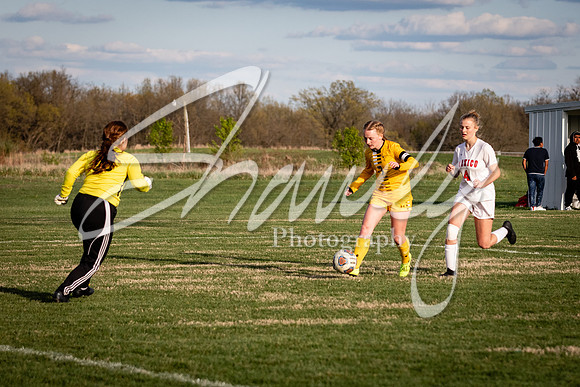 2021.04.15 Varsity Girls Vs. Mexicol03362