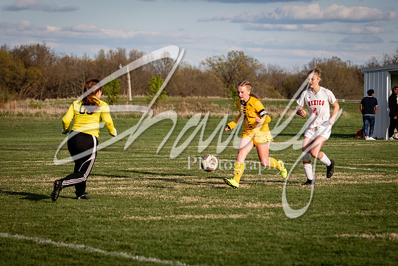 2021.04.15 Varsity Girls Vs. Mexicol03363