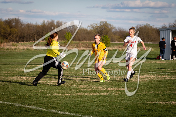 2021.04.15 Varsity Girls Vs. Mexicol03365