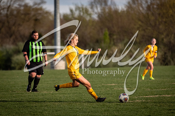 2021.04.15 Varsity Girls Vs. Mexicol03581