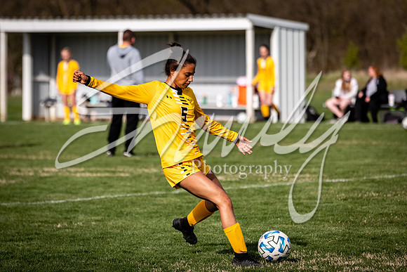 2021.04.15 Varsity Girls Vs. Mexicol00922