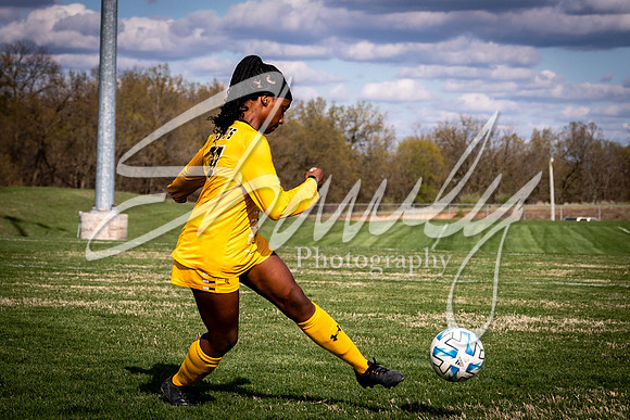 2021.04.15 Varsity Girls Vs. Mexicol00414