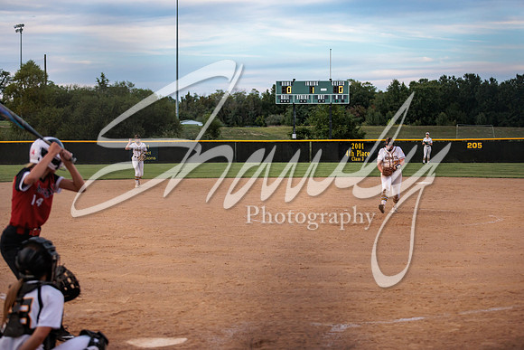 2022.09.01 FHS Softball Vs. Marshall2495