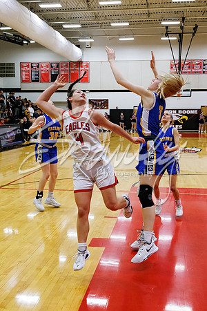 2022.02.22 S. Boone Vs. Fatima1835