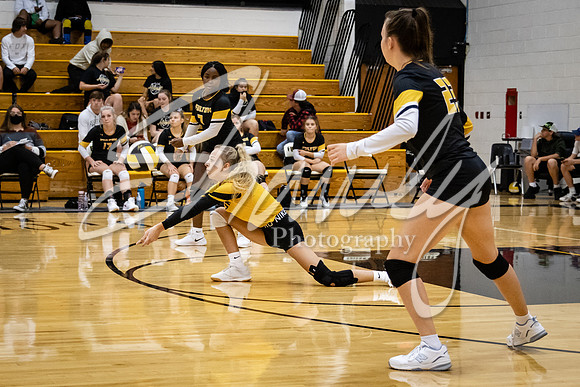 2020.09.29 FHS Volleyball Vs. Hannibal_00688
