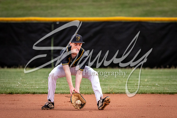 2021.04.27 FHS Baseball Vs. Moberly00052