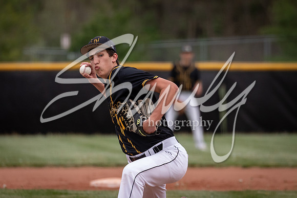 2021.04.27 FHS Baseball Vs. Moberly00542