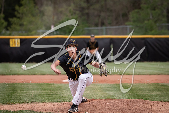 2021.04.27 FHS Baseball Vs. Moberly00565