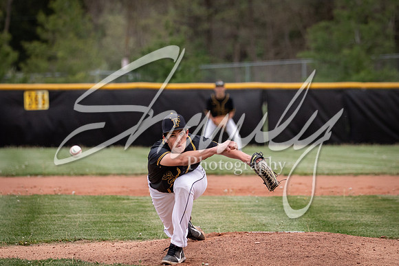 2021.04.27 FHS Baseball Vs. Moberly00566