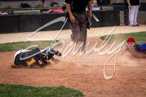 2021.04.27 FHS Baseball Vs. Moberly03973