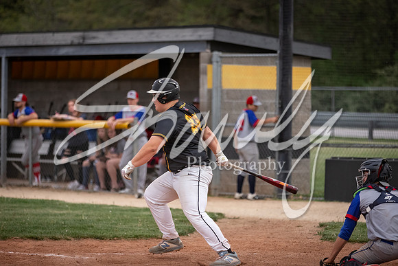 2021.04.27 FHS Baseball Vs. Moberly04735