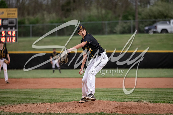 2021.04.27 FHS Baseball Vs. Moberly04827