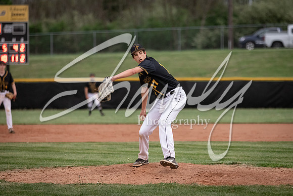 2021.04.27 FHS Baseball Vs. Moberly04828